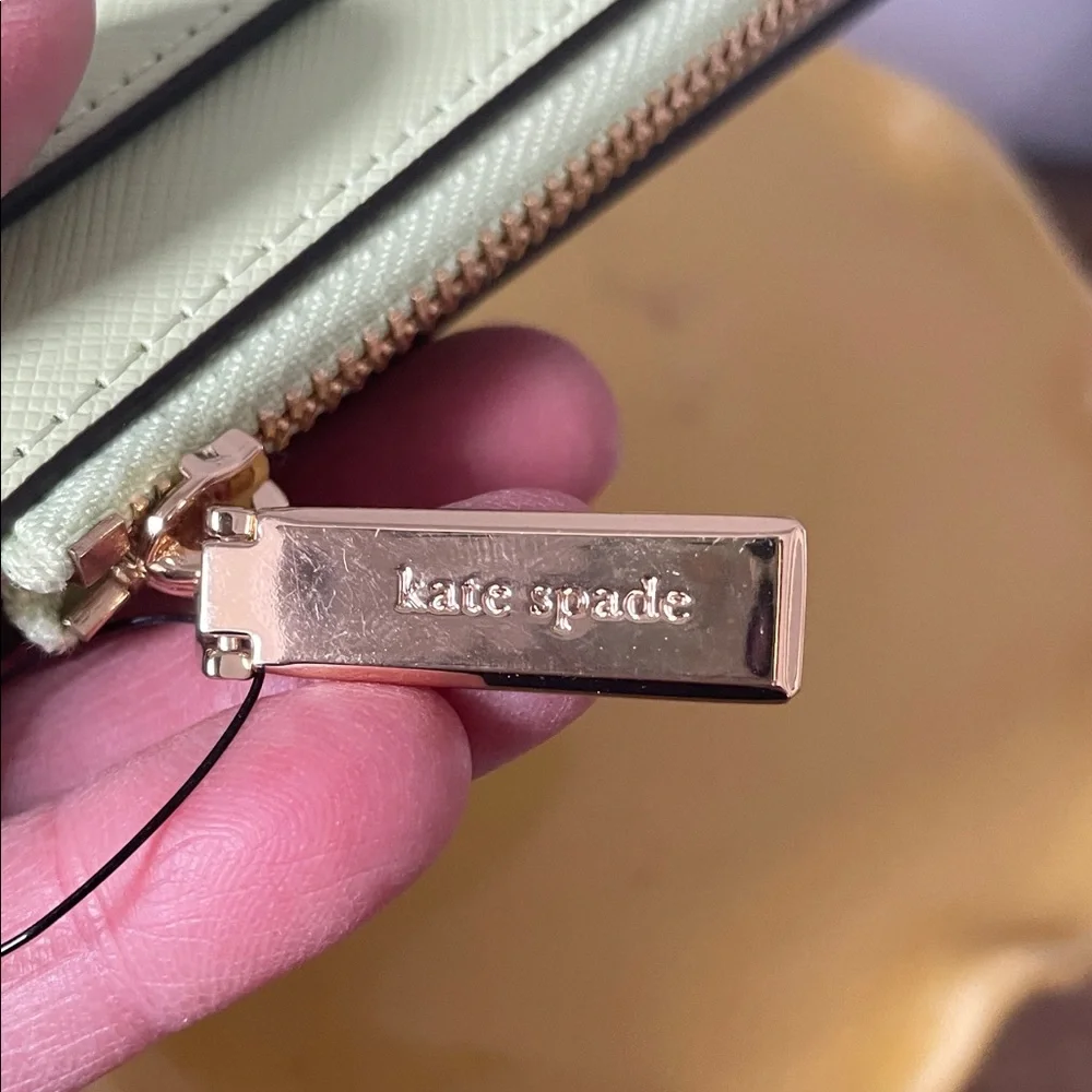 kate spade mint green zip-around wallet with gold logo - Picture 6 of 6